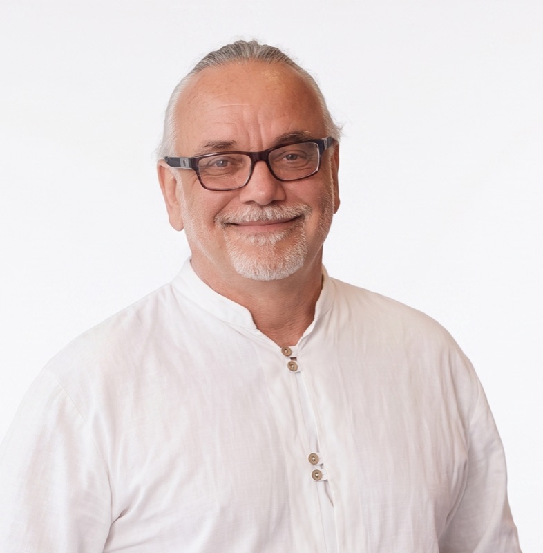 Dr. A. Can Özcan
